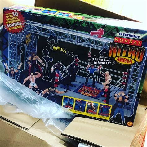 Sport Spielzeug WCW Nitro stage display for a glass shelf for wrestling ...