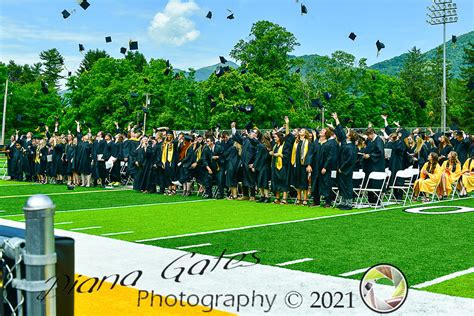 Tuscola High School Graduation 2021 – Diana Gates Photography