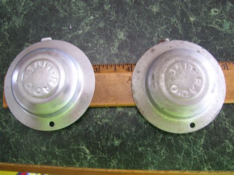 2 RADIO FLYER LINE WAGON HUB CAPS METAL VINTAGE PARTS -- Antique Price ...