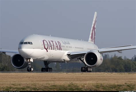 Boeing 777-300/ER - Qatar Airways | Aviation Photo #4506167 | Airliners.net