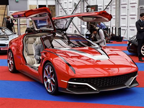 14 Amazing Italdesign-Giugiaro Concept Cars