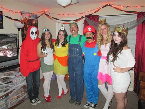 DIY: Mario Party Group Costume Shy Guy, Yoshi, Princess Daisy, Luigi ...