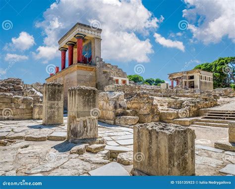 Labyrinth Knossos Palace Stock Images - Download 546 Royalty Free Photos