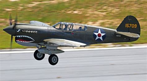 96-Year-Old Flying Tiger Pilot Soars In P-40 Warhawk - World War Wings