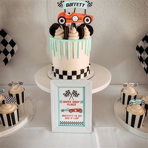 two fast retro cake - Google Search | Cars theme birthday party, Cars ...