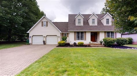 Harborcreek, PA Real Estate - Harborcreek Homes for Sale | realtor.com®