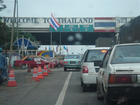 New Regulations For Drivers Passing Through Malaysia-Thailand Border To ...