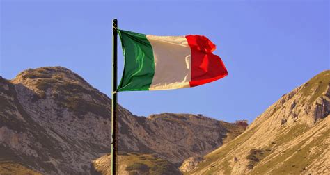 The Italian Flag: Facts, Colors and Symbolism