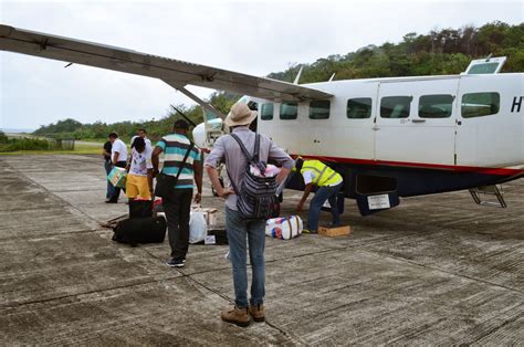 Border crossing: Panama to Colombia — Venture Beneath The Skies