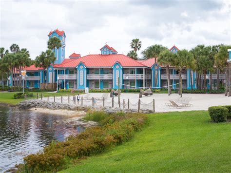 PROS AND CONS: Disney's Caribbean Beach Resort - WDW Magazine