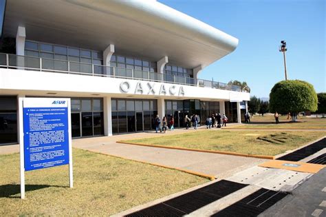 Oaxaca International Airport - Cancun Airport