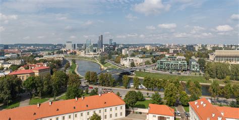 File:Vilnius Modern Skyline, Lithuania - Diliff.jpg - Wikimedia Commons