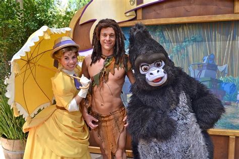 Cast of Tarzan at DL "limited time magic" | Real life disney characters ...