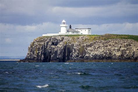 Inner Farne Island Lighthouse, England | Farne islands, Island ...