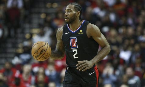 Report: Kawhi Leonard Not Traveling With Clippers for Resumption of NBA ...