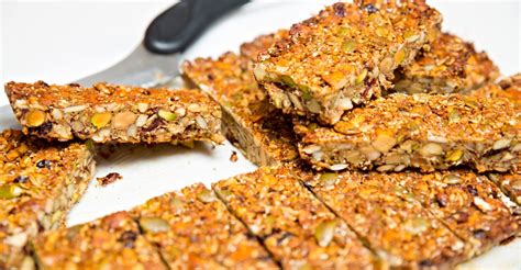 Pistachio Cranberry Nut Bars - LIVING FOOD WISE