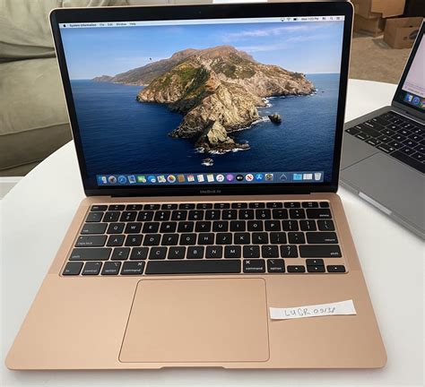 MacBook Air 2020 - 13" - I3, Gold, 256GB, 8GB - LUGR09138 - Swappa