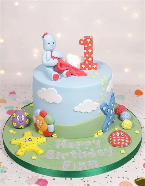 ITNG Iggle Piggle Cake - Cakey Goodness