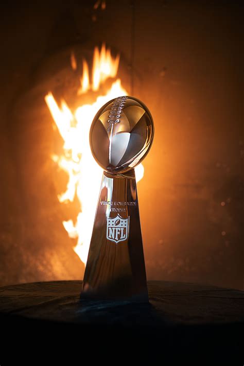 Historic and Hefty: The History of the Vince Lombardi Super Bowl Trophy ...