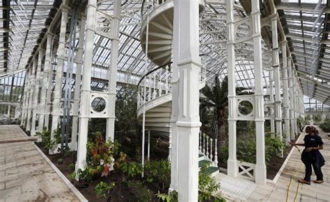 Giant London Glasshouse Opens, Large Enough To Fit 3 Jumbo Jets