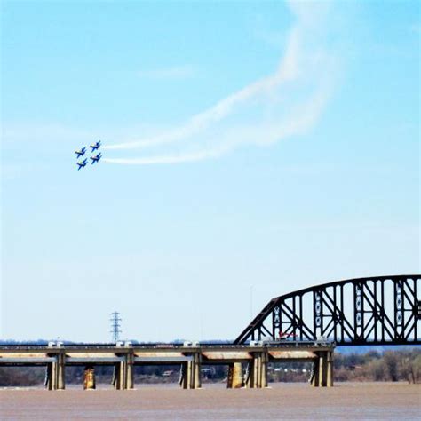 Where to Watch Thunder Over Louisville: Booms & Zooms! : GoToLouisville ...