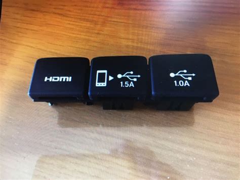 Honda Freed upgrade with genuine USB jack cover, Car Accessories ...