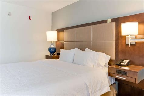 Hampton Inn Bellevue/Nashville I-40 West Hotel (Nashville (TN)) - Deals ...