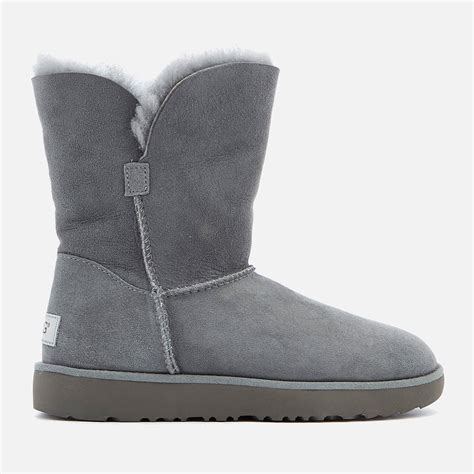 UGG Women's Classic Cuff Short Sheepskin Boots - Geyser - Free UK ...