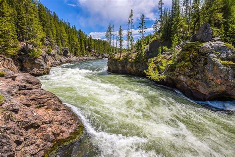 How to Understand River Conditions for Rafting, Tubing, and Paddling