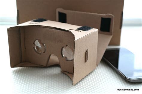 Google Cardboard: VR Toolkit Headset