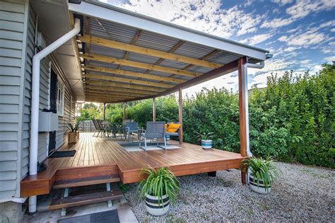 Low level Deck and Non Insulated Patio Roof Brisbane | Deck designs ...