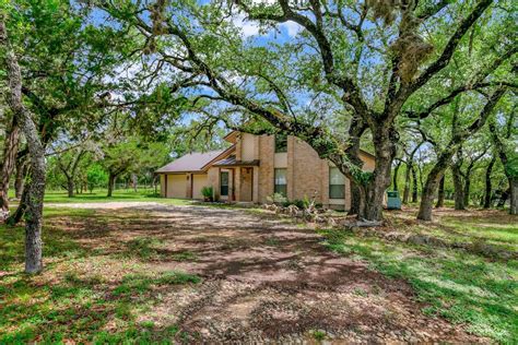 Pipe Creek, TX Real Estate - Pipe Creek Homes for Sale | realtor.com®