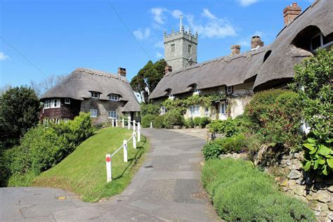 Godshill Travel Guide | Visitor Guide to Godshill | Sykes Cottages