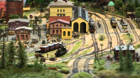 Amazing Model Railway Z Scale with Micro Trains Z Gauge - YouTube