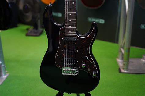 FGN J-Standard Odyssey Classic on OhGuitar.com