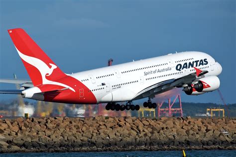 Qantas A380 Diverts to Ontario Airport (Video) - Live and Let's Fly