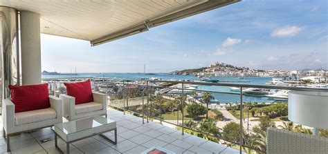 CAPRI APARTMENT | Enjoy the luxury and comfort of this sensational 150 ...