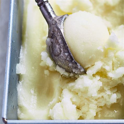 Sorbet au citron | RICARDO | Receta | Comida, Recetas de postres, Helados