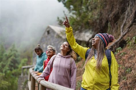 Women's Hiking Groups Near Me: 11 Hiking Clubs You Should Join