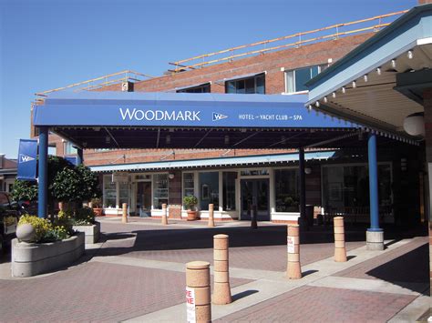 Woodmark Hotel on Kirkland Waterfront | Outdoor decor, Kirklands, Hotel