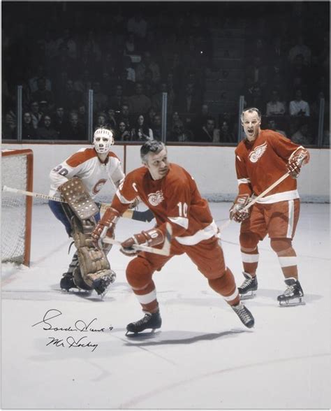 Gordie Howe Detroit Red Wings Autographed 16" x 20" Vertical Color ...