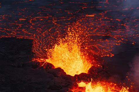 Iceland volcano eruption stay: Beautiful footage exhibits 100m ...