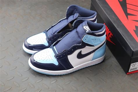 Wmns Air Jordan 1 Retro High OG 'Blue Chill' - SneakerCool.com