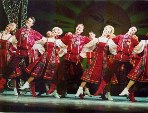 russian folk dance costume - Google Search | costumes | Pinterest ...