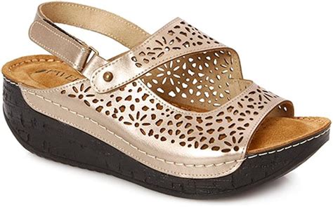 Pavers Wide Fit Leather Sandals 304 632 - Platinum Size 8 (41): Amazon ...