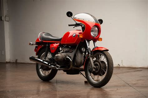 The BMW R90S - The Motorcycle That Launched BMW Into The Modern Age