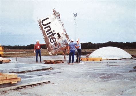 30 Years Since the Space Shuttle Challenger Disaster Photos | Image #81 ...