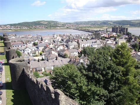 Climber & Explorer: Town Walls of Conwy