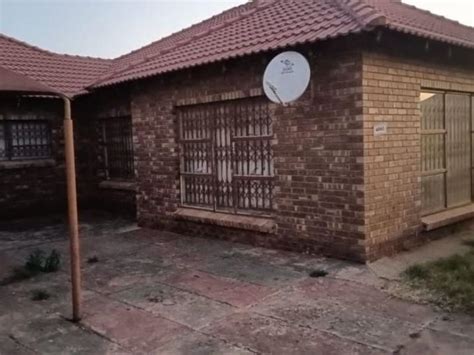 Houses For Sale in Mankweng - MyRoof.co.za