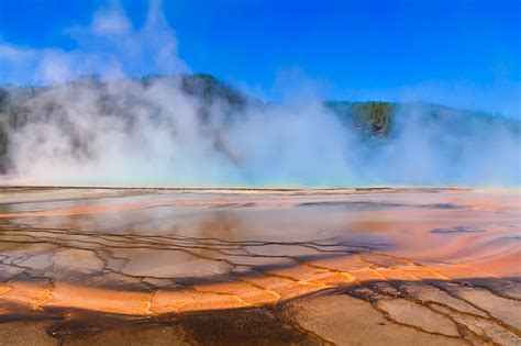 9 Most Dazzling Yellowstone Hot Springs - Misadventures of an Outdoorsy ...